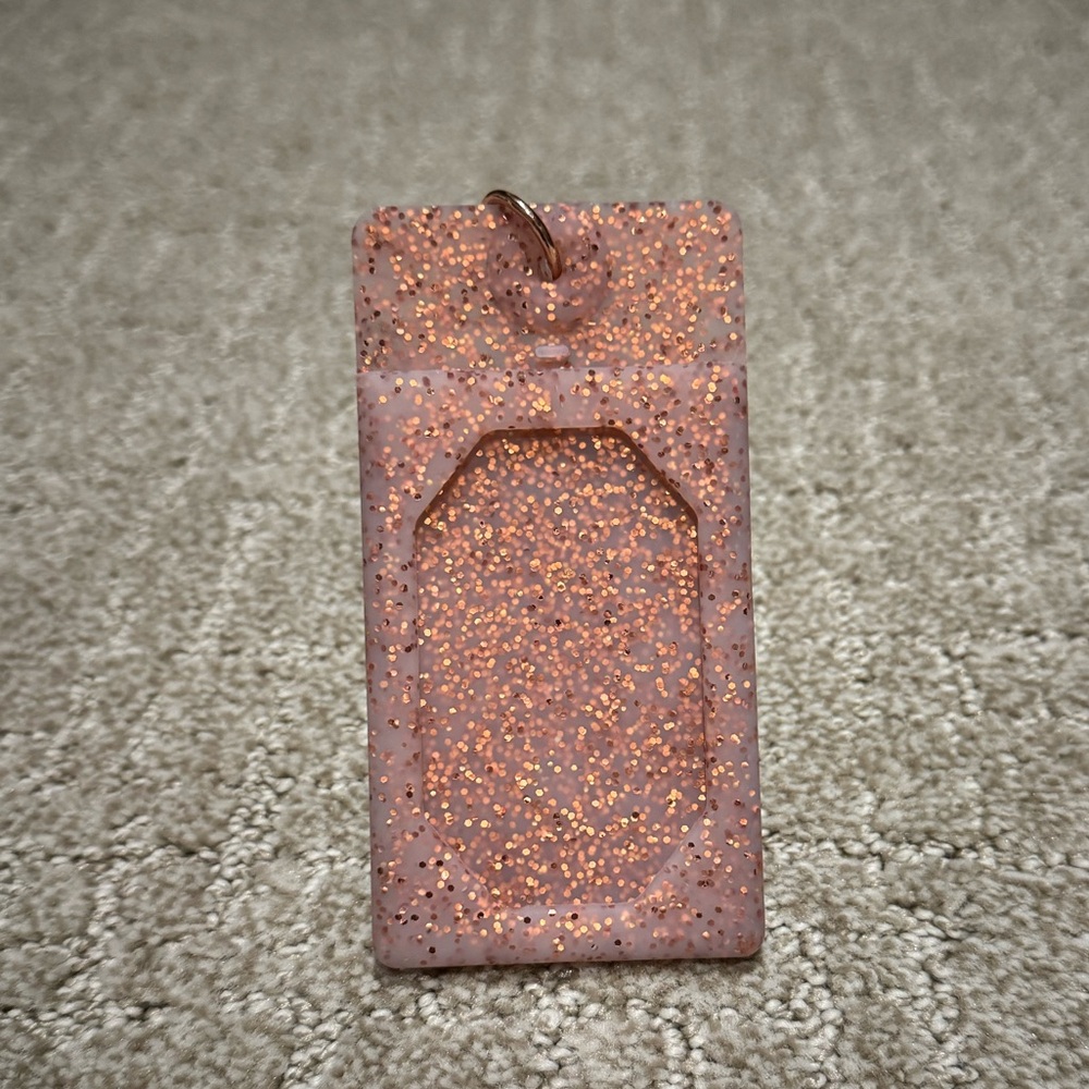 Oventure ID Case